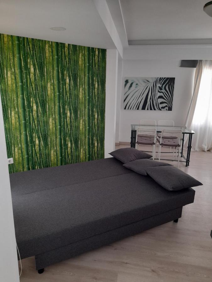 Apartamento Pepita Alay 贝纳尔马德纳 外观 照片